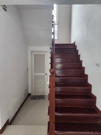 📣 ขายบ้านเดี่ยว 2 ชั้น ทำเลเยี่ยม ใกล้โรงเรียนนานาชาติ Harrow และสนามบินดอนเมือง!