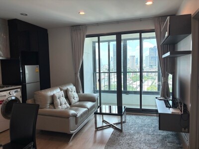 ไอดีโอ วุฒากาศ / Ideo Wutthakat-1