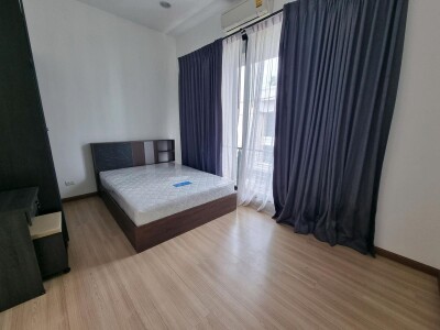 บ้านกลางเมือง กัลปพฤกษ์