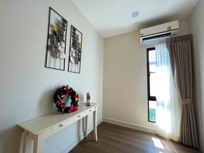 นันทวัน พระราม 9 - กรุงเทพกรีฑาตัดใหม่ / 🛏️ 4 ห้องนอน 🚿 5 ห้องน้ำ 🚗 ที่จอดรถ 3 คัน