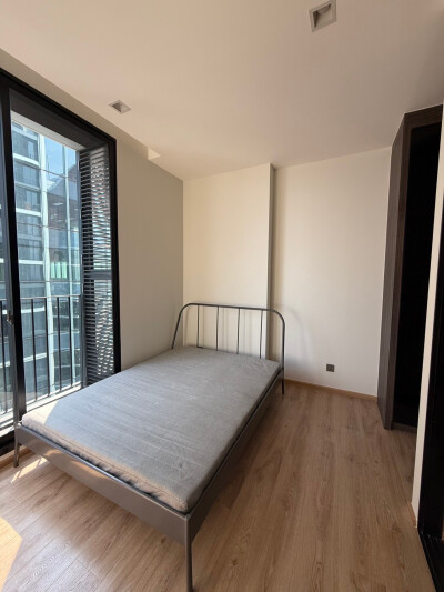 โนเบิล อราวน์ อารีย์ / Noble Around Ari-1