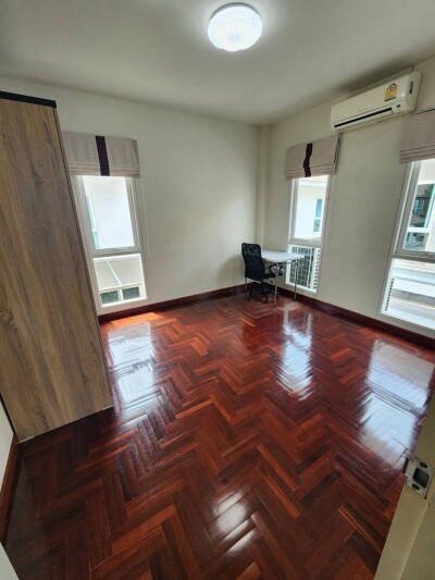 📣 ขายบ้านเดี่ยว 2 ชั้น ทำเลเยี่ยม ใกล้โรงเรียนนานาชาติ Harrow และสนามบินดอนเมือง!