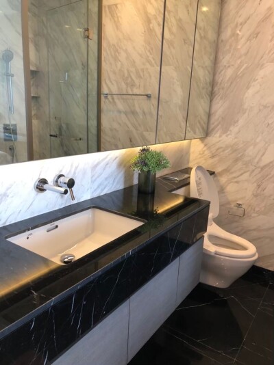 ศาลาแดง วัน / พื้นที่ใช้สอย 57.70 ตร.ม. ชั้นที่ 6 *