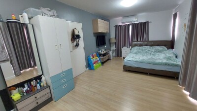 อินนิซิโอ 2 ปิ่นเกล้า - วงแหวน / 2 ชั้น 3 ห้องนอน 2 ห้องน้ำ ขนาด 62 ตร.วา