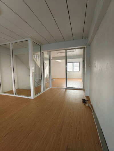 อัพเดทล่าสุด 6/12/2568 : 🏡 ให้เช่า อาคารพาณิชย์ หลังหัวมุม ซอยเทพารักษ์ 78 (โกสิน)-18