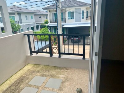 ภัสสร เพรสทีจ ลุกซ์ พัฒนาการ-14