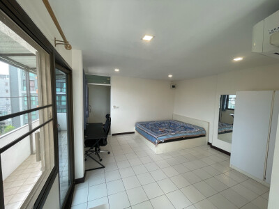 เอท เรสซิเด้นท์ / Eight Residence-2
