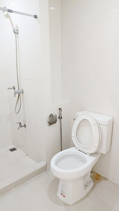 ไอคอนโด สุขาภิบาล 2 /  1 ห้องน้ำ, 1 ห้องครัว และ 1 ห้องนั่งเล่น