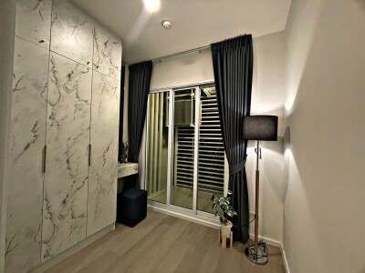 เดอ ลาพีส จรัญ 81 / De Lapis Charan 81-14