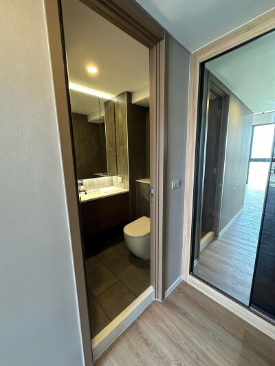 ไซมิส พระราม 9 (แลนด์มาร์ค @MRTA Station) / ห้องขนาด 70 ตรม. ชั้น 18 อาคาร C