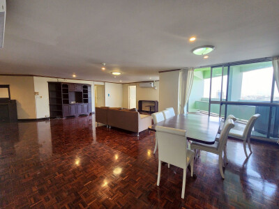 ไท ปิง ทาวเวอร์ / Tai Ping Towers