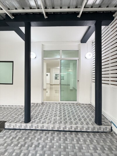 หมู่บ้านวรารักษ์ รังสิต คลองสาม คลองหลวง ปทุมธานี   / ✅ 2ชั้น 3 นอน 2 น้ำ 1 โถง-3