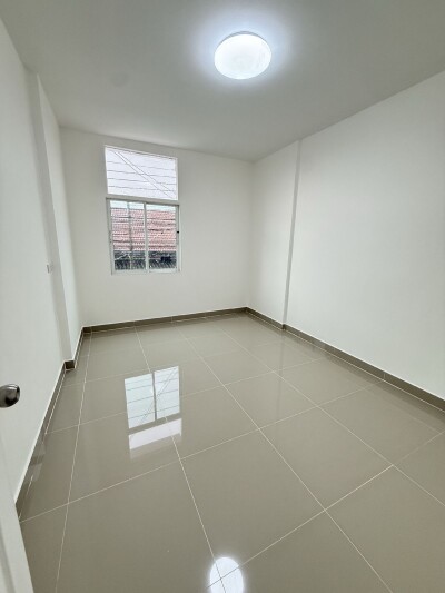 หมู่บ้านวรารักษ์ รังสิต คลองสาม คลองหลวง ปทุมธานี   / ✅ 2ชั้น 3 นอน 2 น้ำ 1 โถง-11