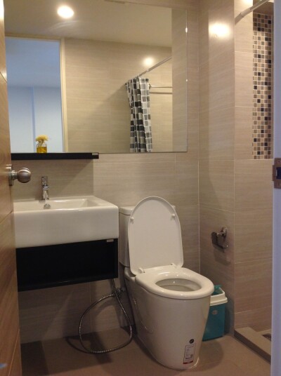 ลิฟวิ่ง เนสท์ รามคำแหง / • 1 ห้องนอน 1 ห้องน้ำ • อาคาร C ชั้น 3-5