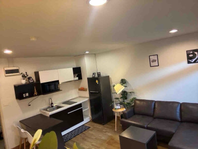 บ้านนวธารา (ริเวอร์ไลฟ์) / Baan Navatara (River Life)