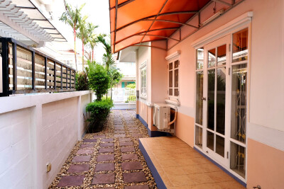 พาร์คเวย์ ชาเล่ต์ รามคำแหง