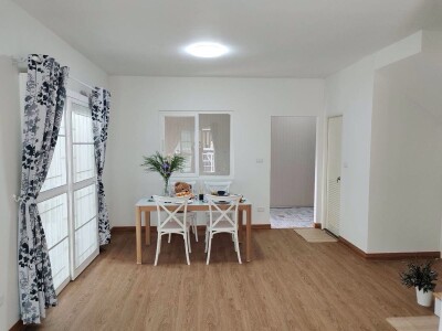 เดอะ คอนเนค 8 วงแหวน - บางนา