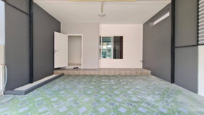 ม.แกรนด์วิว ปทุมธานี สายใน /    24.4 ตรว.  160 ตรม.-7