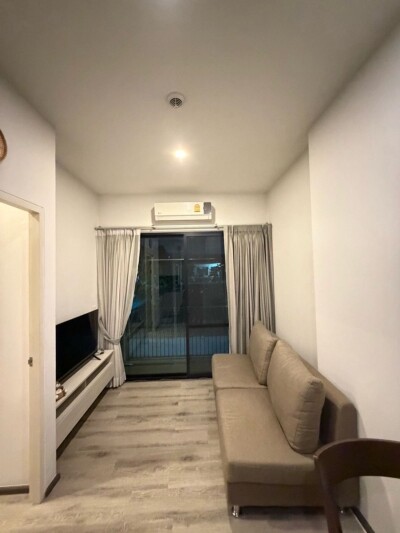 โดว์เช่ อุดมสุข / Dolce Udomsuk