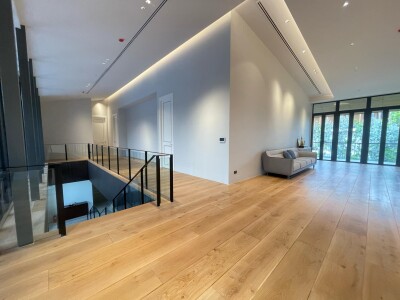 สันติบุรี เดอะ เรสซิเดนเซส / 1,415 ตารางเมตร