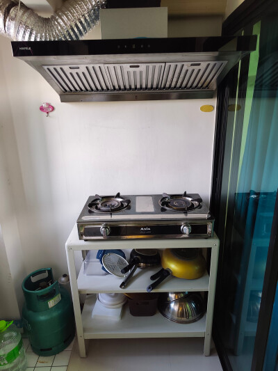 สิริ ศรีลาซาล / SIRI Sri-Lasalle