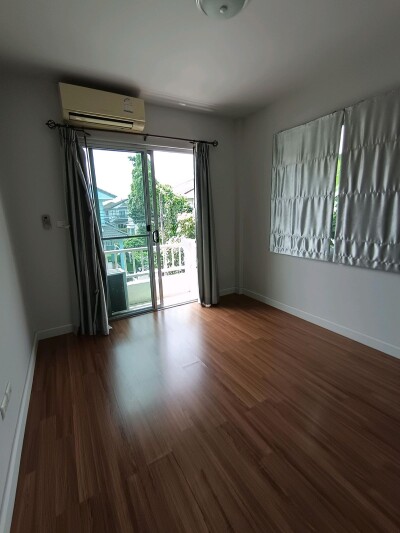 ชลลดา สุวรรณภูมิ-25