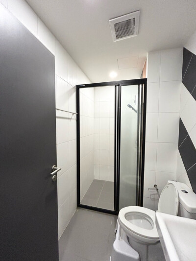 เดอะ เบส สะพานใหม่ / The Base Saphanmai