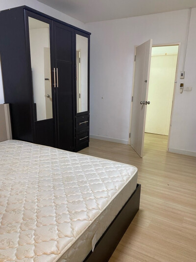 อินดี้ ประชาอุทิศ 90-8