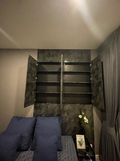 เดอ ลาพีส จรัญ 81 / De Lapis Charan 81-4