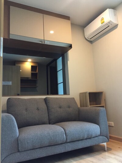 บริกซ์ คอนโดมิเนียม / Brix Condominium