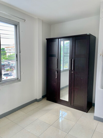 🏠 ให้เช่า ทาวน์เฮ้าส์ 2 ชั้น | หลังมุม