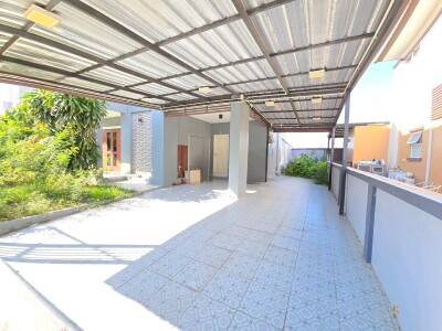 รสิกา เทพารักษ์ / • ขนาด 3 ห้องนอน 3 ห้องน้ำ จอดรถได้ 2 คัน