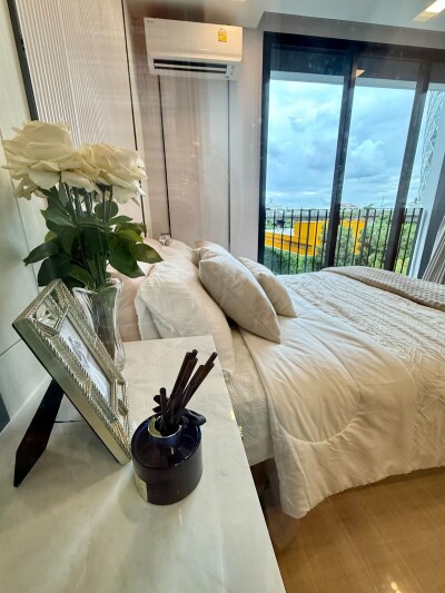 โนเบิล อราวน์ อารีย์ / Noble Around Ari-5