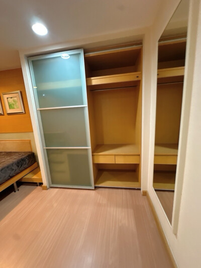 เดอะ บางกอก ถนนทรัพย์ / The Bangkok Thanon Sub