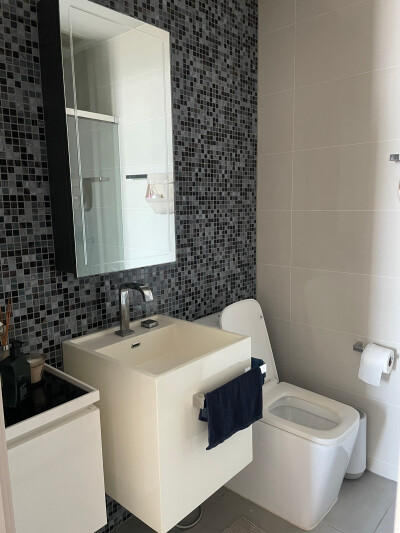 333 ริเวอร์ไซด์ / 333 RIVERSIDE