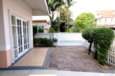 พาร์คเวย์ ชาเล่ต์ รามคำแหง