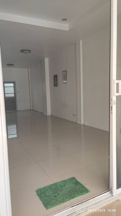 ธนาภิรมย์ ศรีนครินทร์-วงแหวน-10