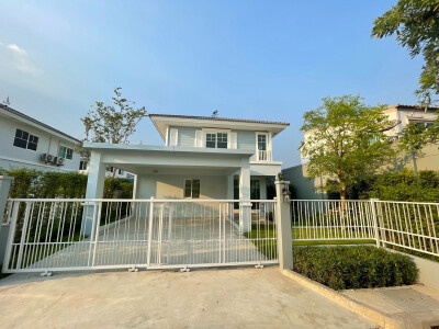 สีวลี ศรีนครินทร์ - ร่มเกล้า-1