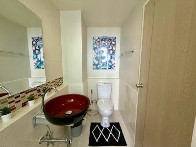 เอ็มโซไซตี้ คอนโดมิเนียม / M Society Condominium