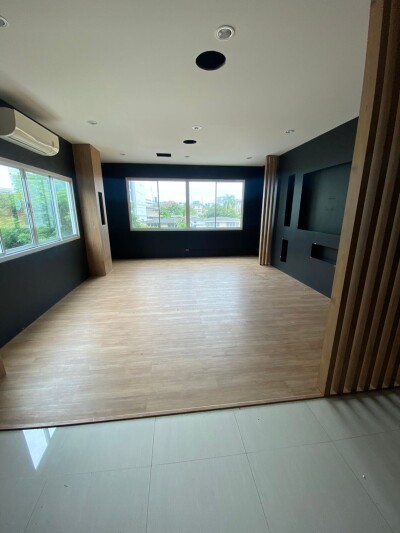 อัพเดตล่าสุด 30/10/2568 : 🌟 ให้เช่าอาคารพาณิชย์ สุขุมวิท 64 🌟