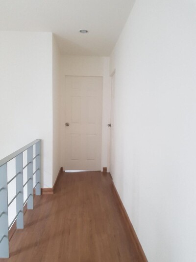 ให้เช่าโฮมออฟฟิศ 3 ชั้น 220 ตารางเมตร  3ห้องนอน 4ห้องน้ำ