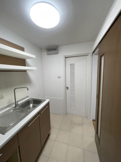 ไอวี่ รัชดา / • ชั้น 3 อาคาร C • ห้องขนาด 30.79 ตรม. 1 ห้องนอน 1 ห้องน้ำ 1 ห้องครัว