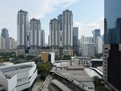 โนเบิล รีวอลฟ์ รัชดา 2 / Noble Revolve Ratchada 2-6