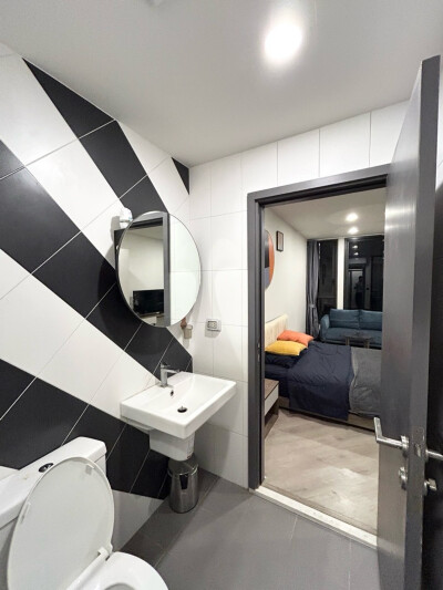 เดอะ เบส สะพานใหม่ / The Base Saphanmai