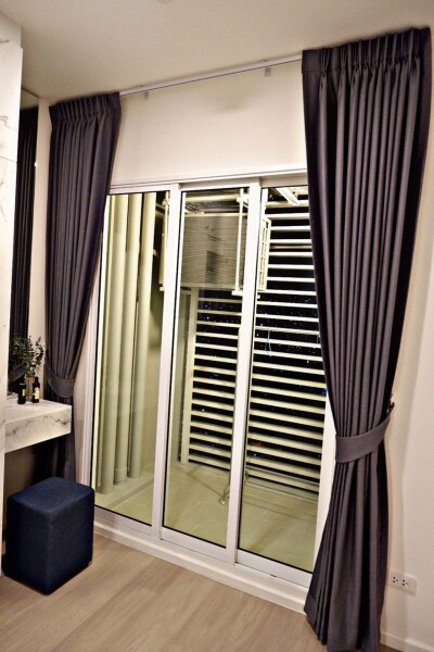 เดอ ลาพีส จรัญ 81 / De Lapis Charan 81-13