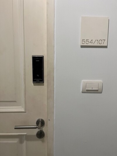 เดอะ โคลเวอร์ ทองหล่อ / The Clover Thonglor