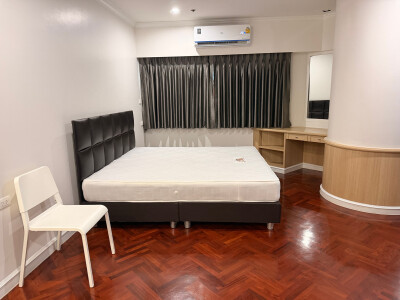 เซ็นทรัลซิตี้ บางนา อีสทาวเวอร์ / Central City East Tower