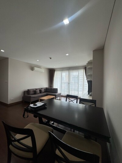 ไอวี่ ทองหล่อ / IVY THONGLOR