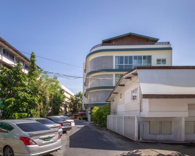 🏢 ให้เช่า ตึก 5 ชั้น + ดาดฟ้าพร้อมบ้านเรือนไทย ใจกลางเมือง