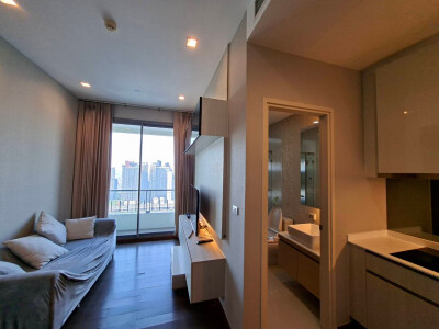 คิว อโศก / Q Asoke-4